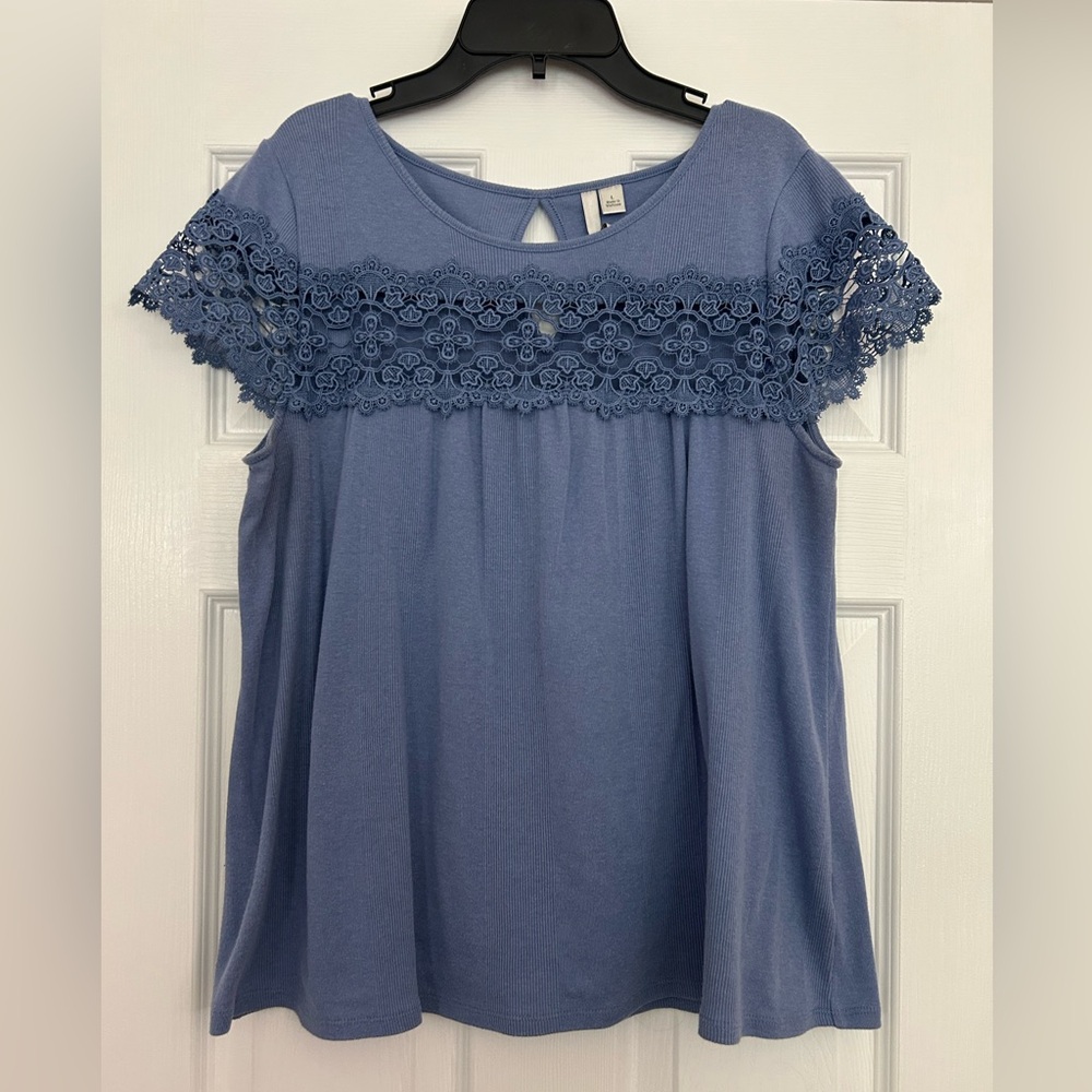 Lauren Conrad blue lace blouse, size large. Beautiful lace detail.